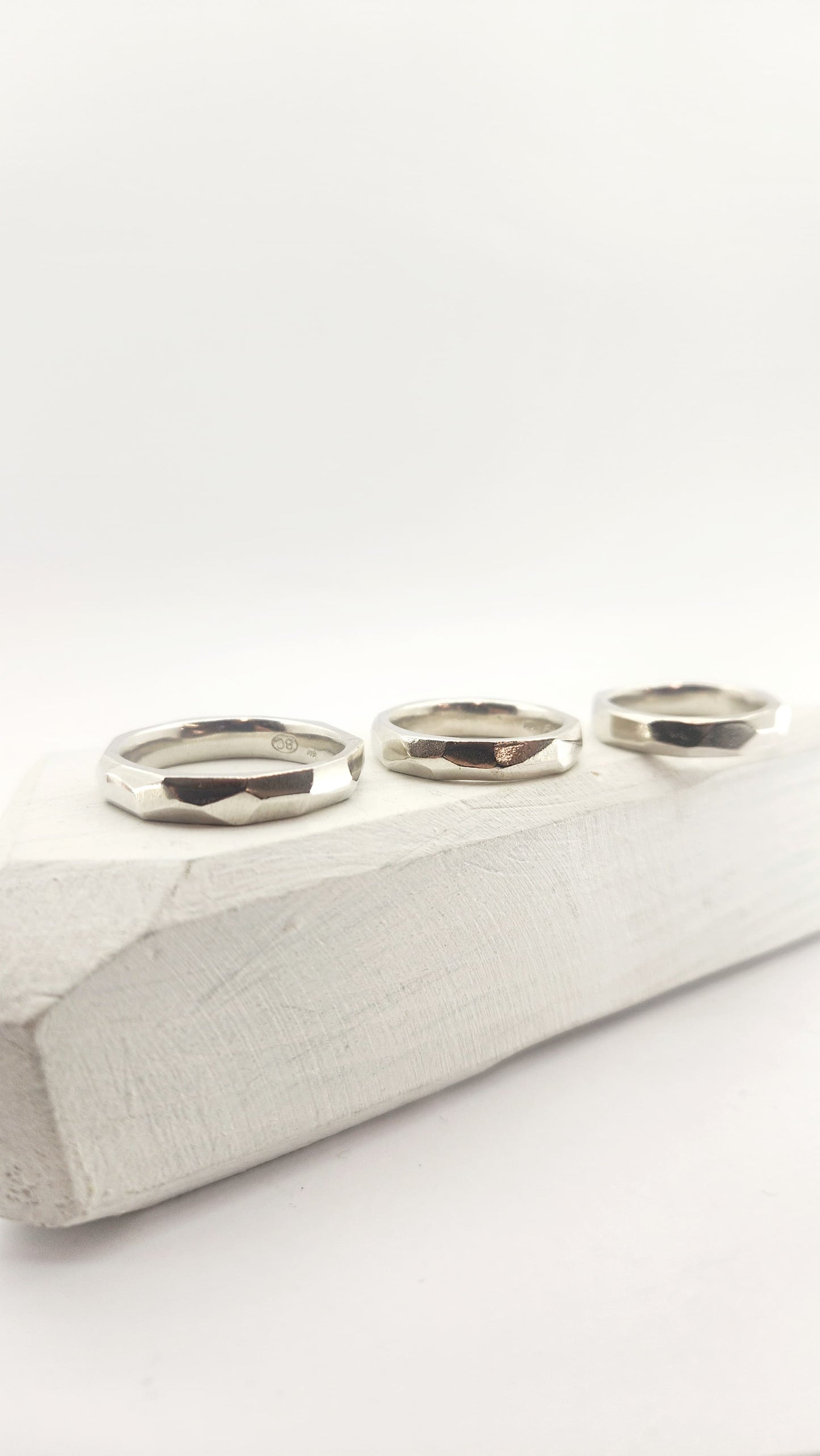 Angle Ring - Slim - Bright Silver
