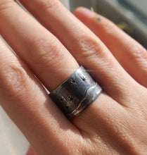 Load image into Gallery viewer, Matariki Maunga Ring in Oxidised Silver