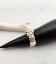 Load image into Gallery viewer, Spider Ring