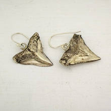 Load image into Gallery viewer, The front and back of the white bronze shark teeth earrings. By Keri-Mei Zagrobelna