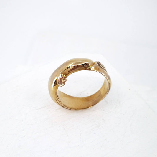 The native long-finned eel - the Tuna - as a bronze ring. Handmade NZ jewellery by Vaune Mason.