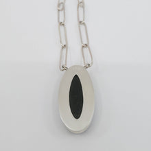 Load image into Gallery viewer, Beach Pebble Necklace