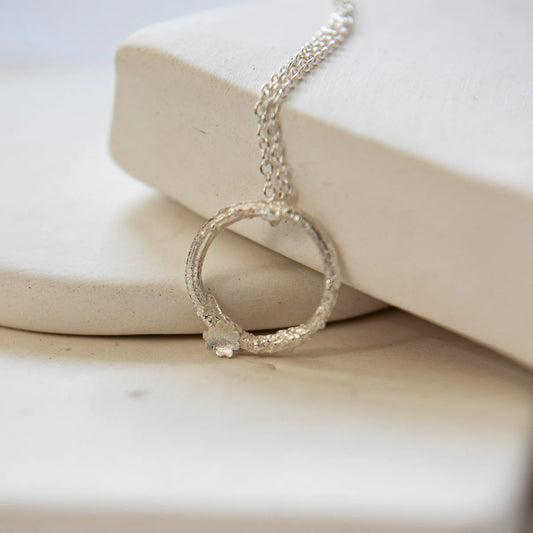 Small Briar Wreath Necklace - Sterling silver
