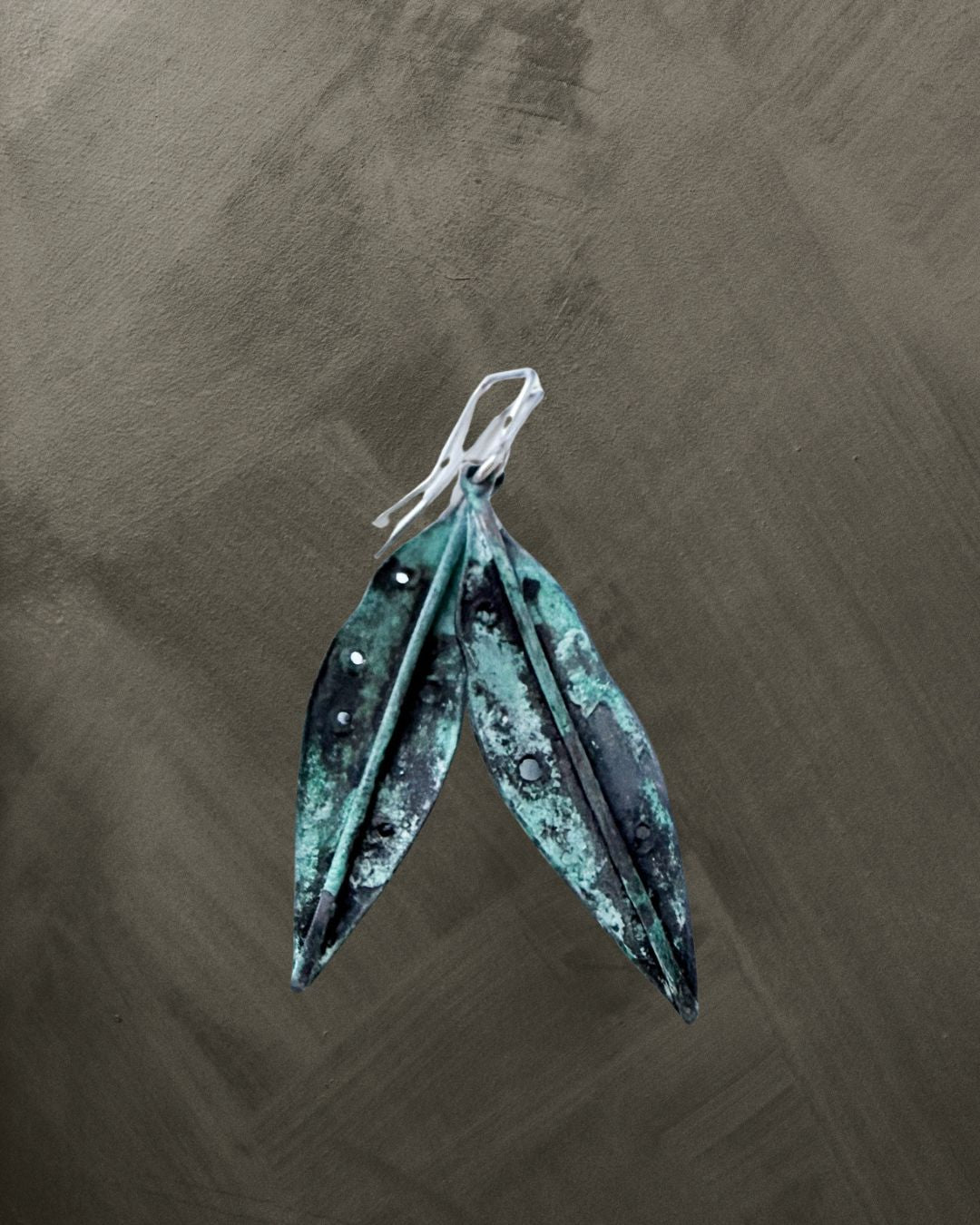 Pōhutakawa Leaf Pendant Earrings - Bronze