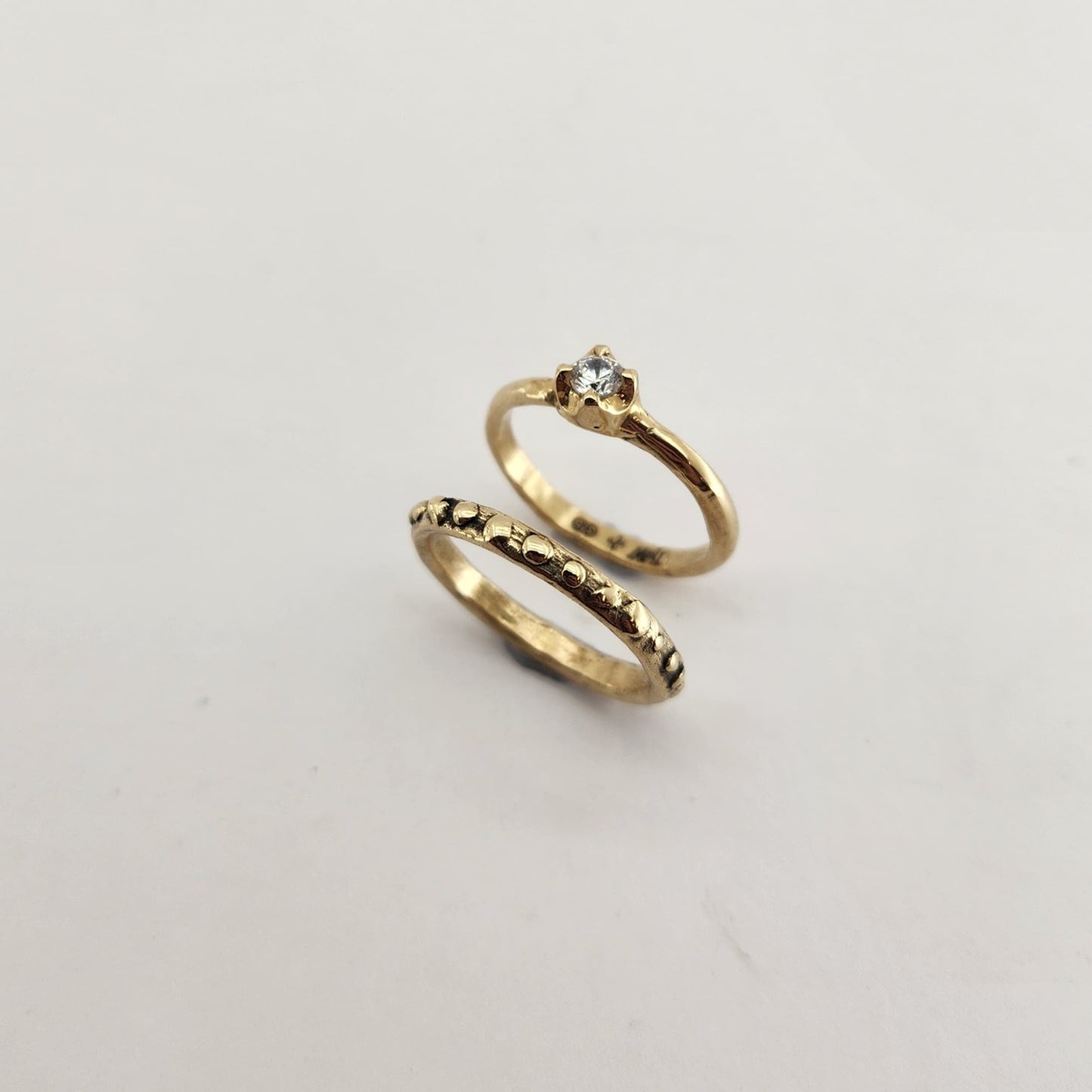Fluid Stacking Ring - 9ct Gold