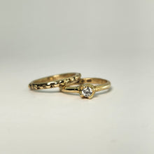 Load image into Gallery viewer, Fluid Stacking Ring - 9ct Gold
