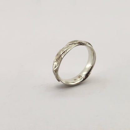 Slim Feather Ring - Silver