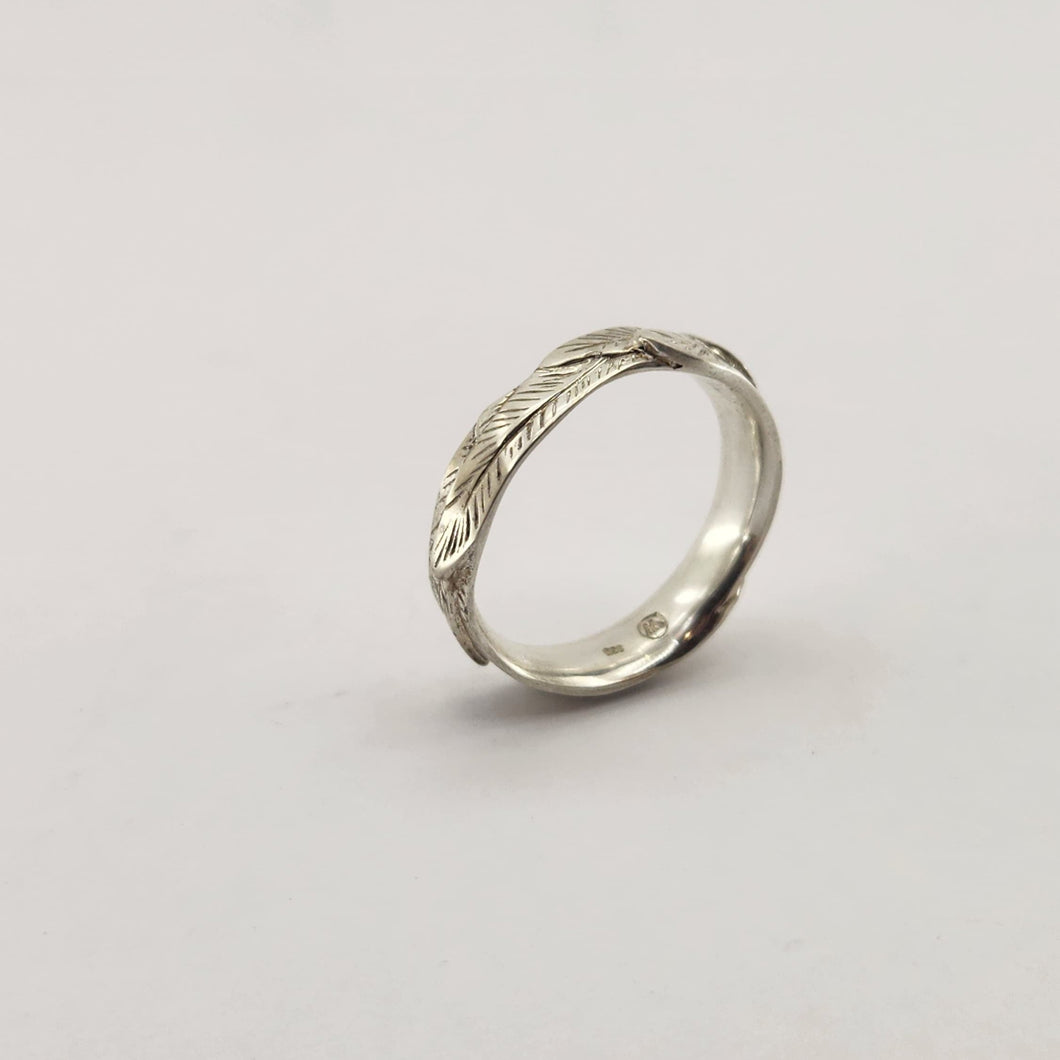 Slim Feather Ring - Silver