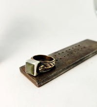 Load image into Gallery viewer, Fern Ring with Pounamu
