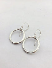 Load image into Gallery viewer, Organic Tales Earrings- Silver
