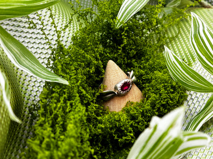 Silver Leaf Ring with Ruby