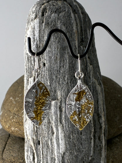 Pohutakawa Small Leaf Earring - Silver & 24ct gold leaf