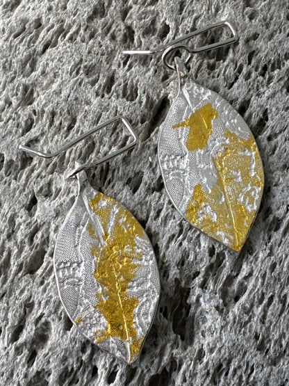 Pohutakawa Small Leaf Earring - Silver & 24ct gold leaf
