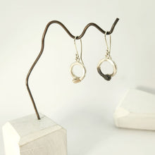 Load image into Gallery viewer, Curve Burnt / Live Match Earrings
