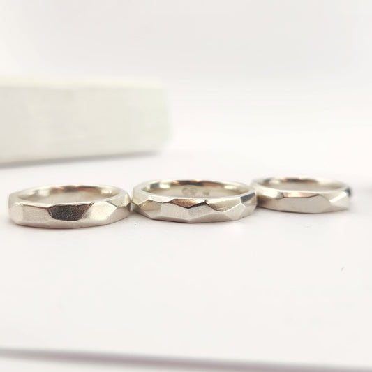 Angle Ring - Slim - Bright Silver
