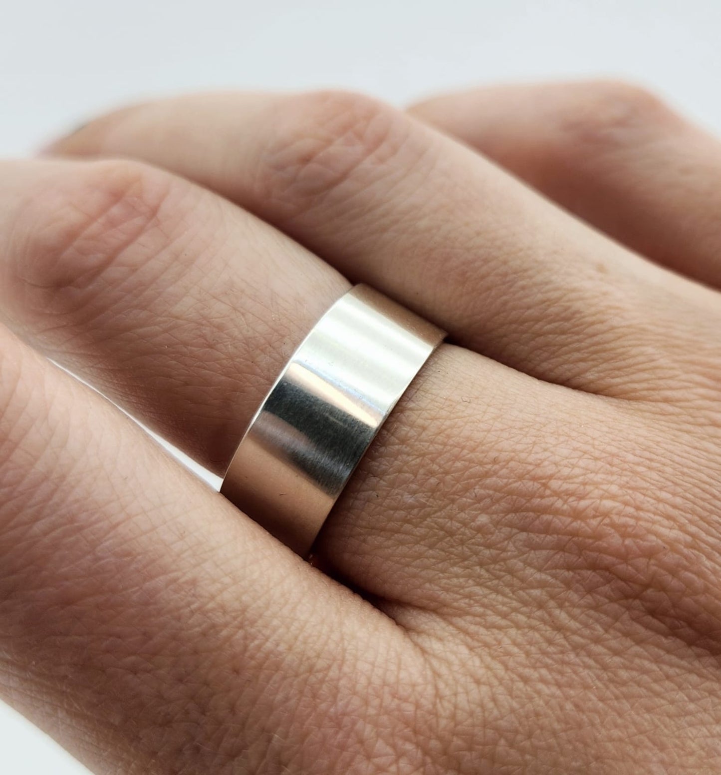 Classic Wedding Band - Flat Band 8mm