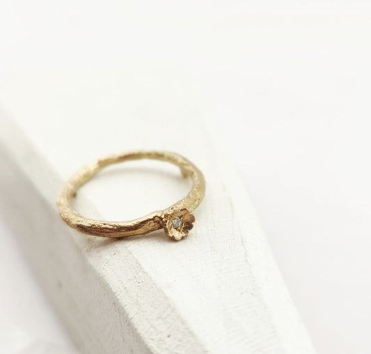 Briar Flowered Ring - 9ct yellow gold & white diamond