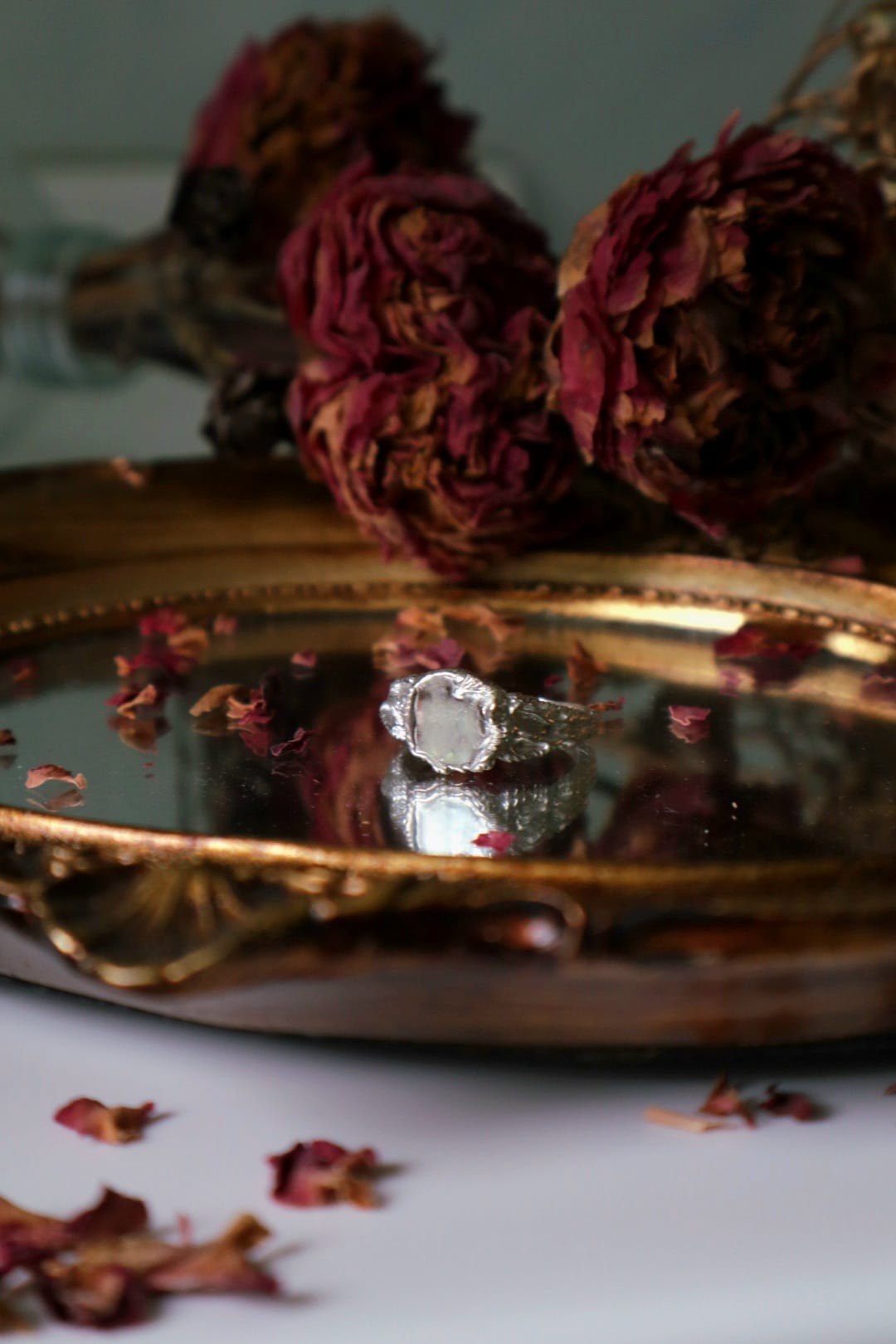 Mirror Lake Signet Ring - Grande