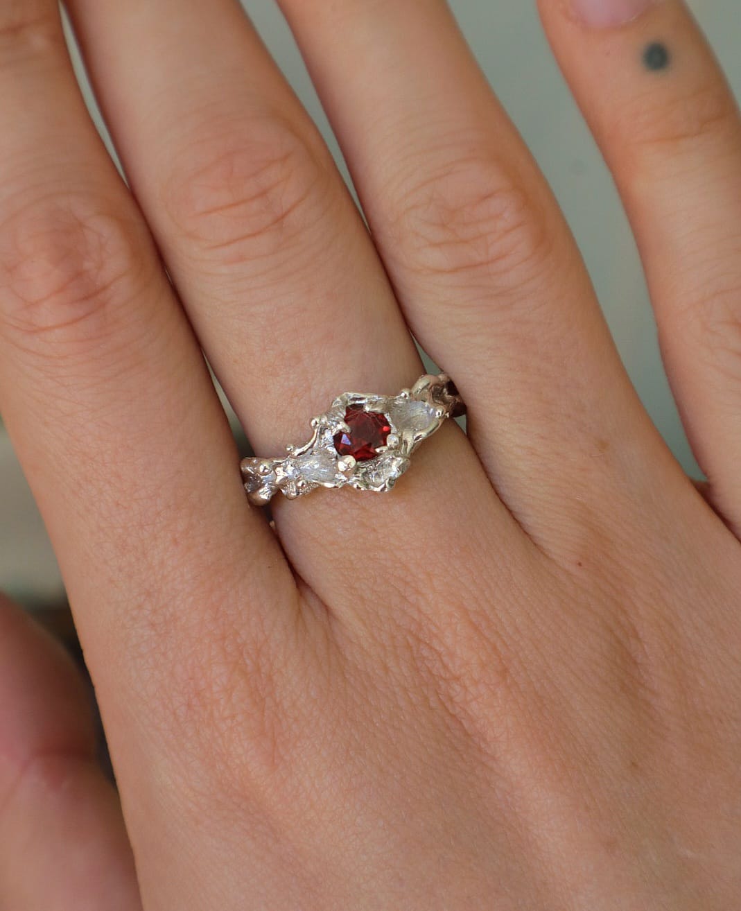 Naiads Crown Ring - Garnet & Sterling Silver