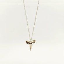 Load image into Gallery viewer, Niho Pendant - Sterling silver

