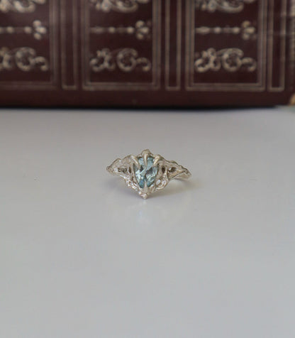 Nocturna Ring - Sterling Silver & Topaz