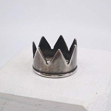 The oxidised silver Crown Ring is handmade in NZ by jeweller Buster Collins. 