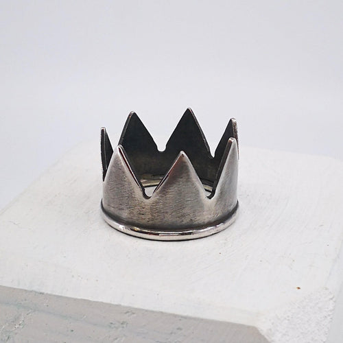The oxidised silver Crown Ring is handmade in NZ by jeweller Buster Collins. 