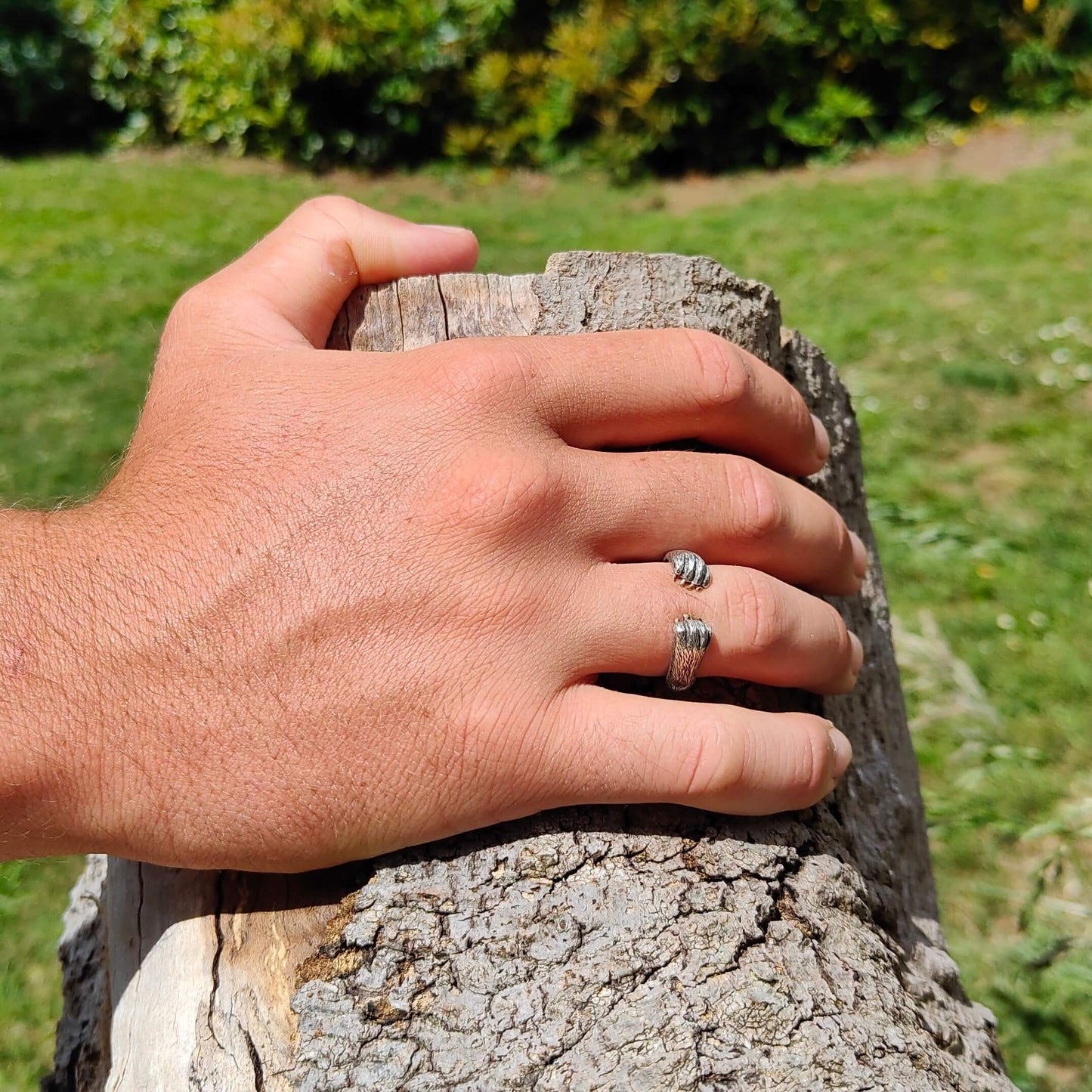 The bear hug ring can come in a range of sizes, from extra large to very small.