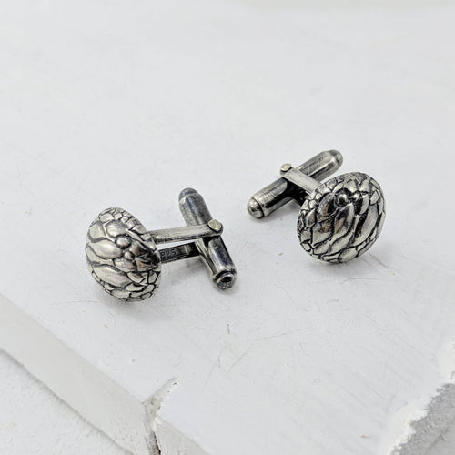 The Tuatara Texture Cufflinks are created in solid sterling silver by The Wild Jewellery NZ.